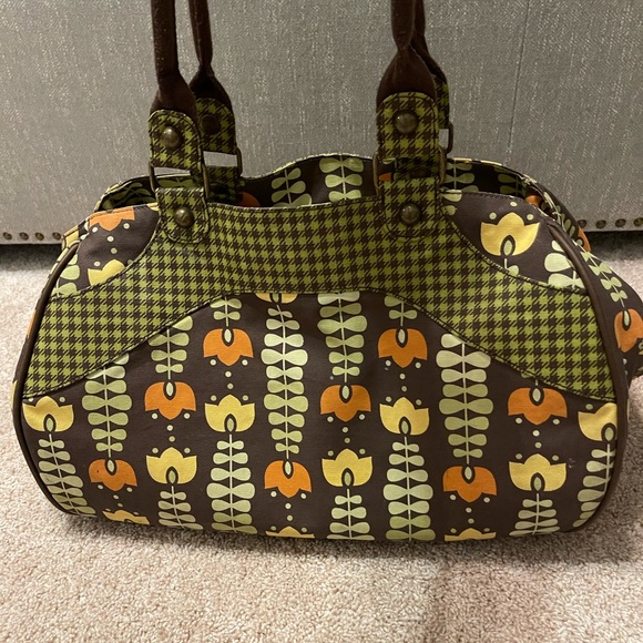 Petunia Pickle Bottom Wistful Weekender Diaper Bag in Adoring Autumn - Picture 2 of 16
